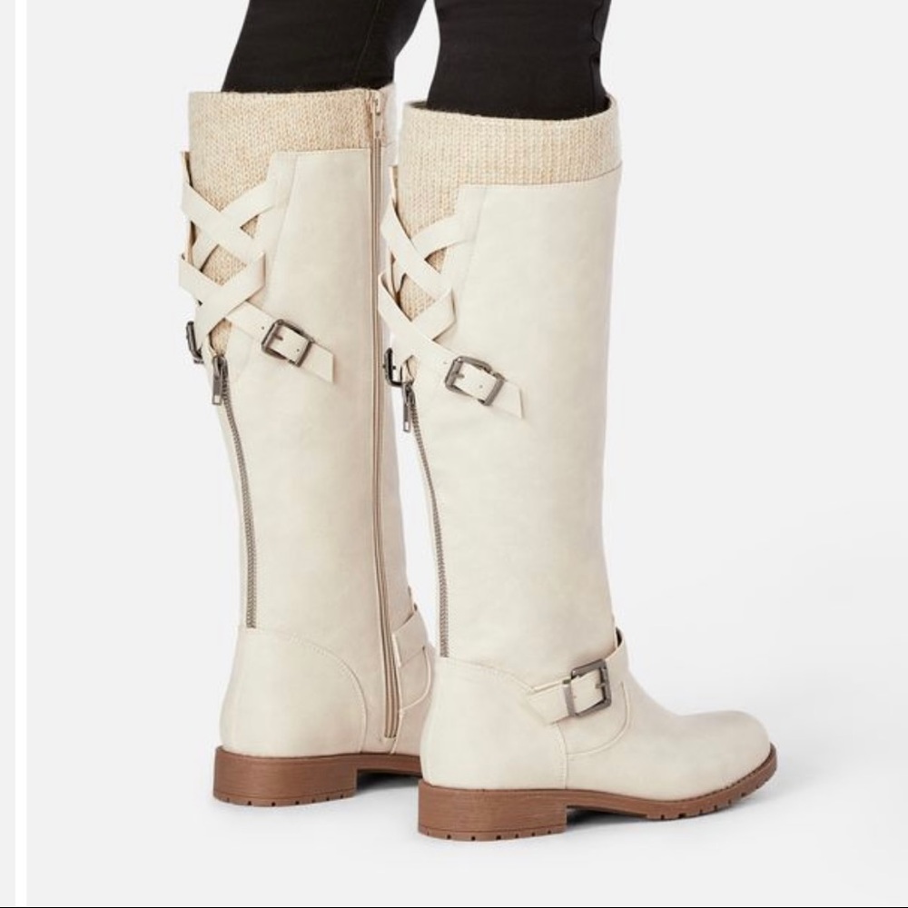 Buckled Flat Boot